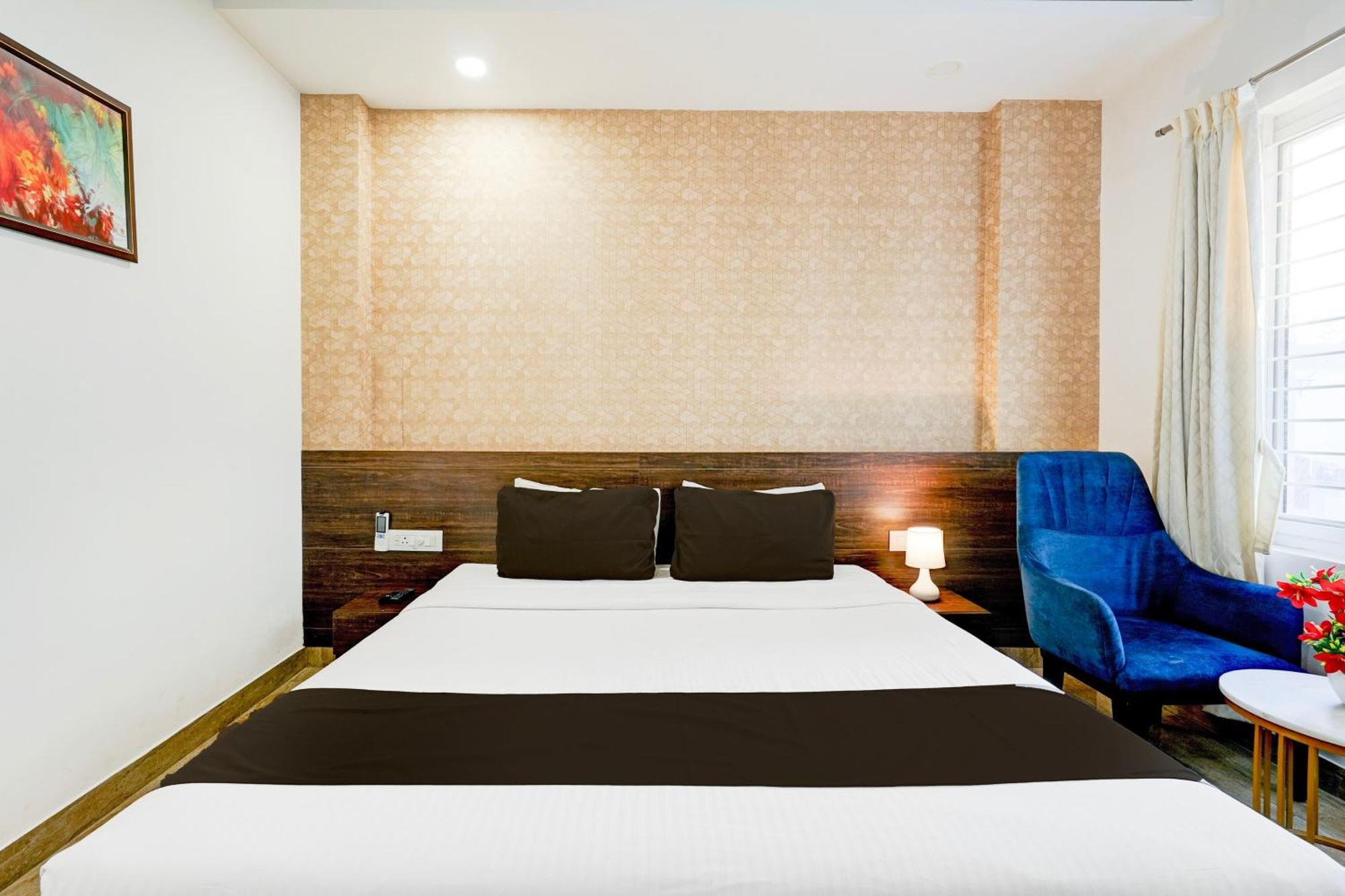 Super Townhouse Oak Aecs Formerly Bangalore Times Exterior foto